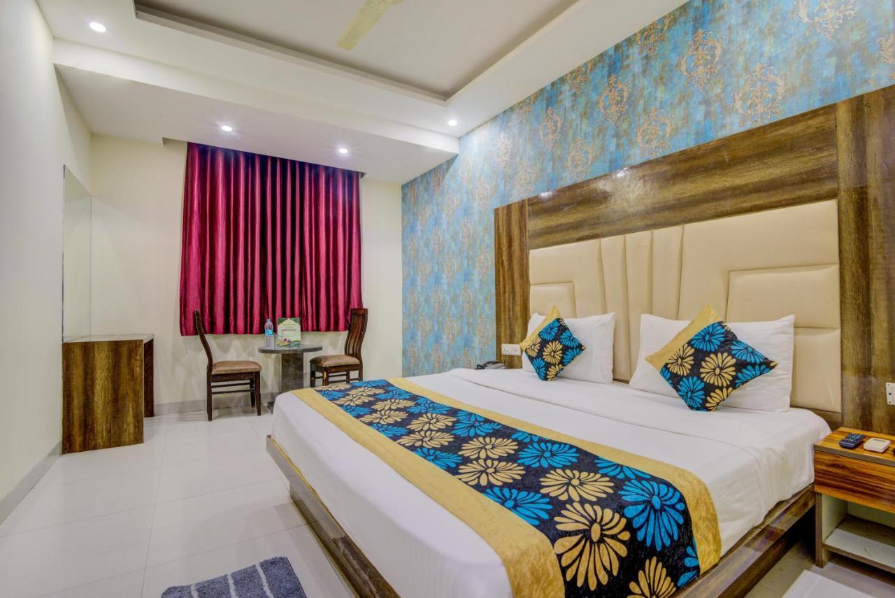Smart Plaza Delhi Airport Hotel